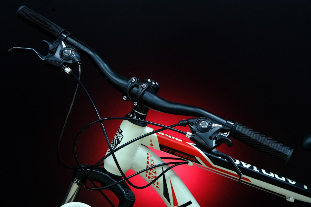 LAND JACK 26 Белый/Красный