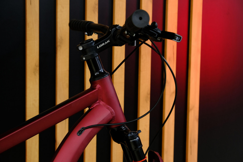 LORAK Fast Brown 27,5 Матовый Красный рама 17 (на рост 155-173)